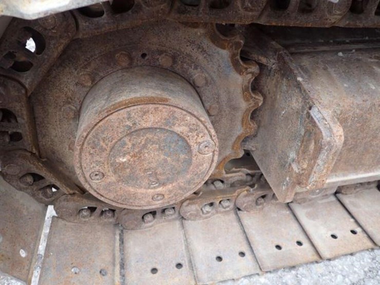 2019-bobcat-e85-image-16