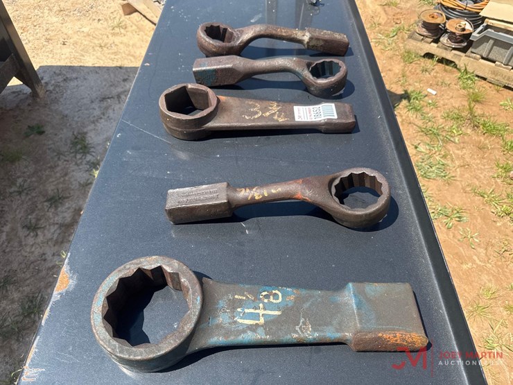 (5)-various-size-hammer-wrenches-image-2