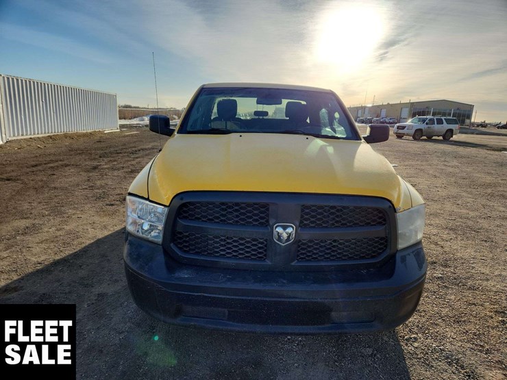 2019-ram-1500-classic-image-9