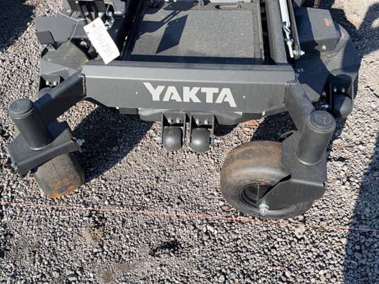 #4047-•-yakta-yxr-320-zero-turn-mower-image-4