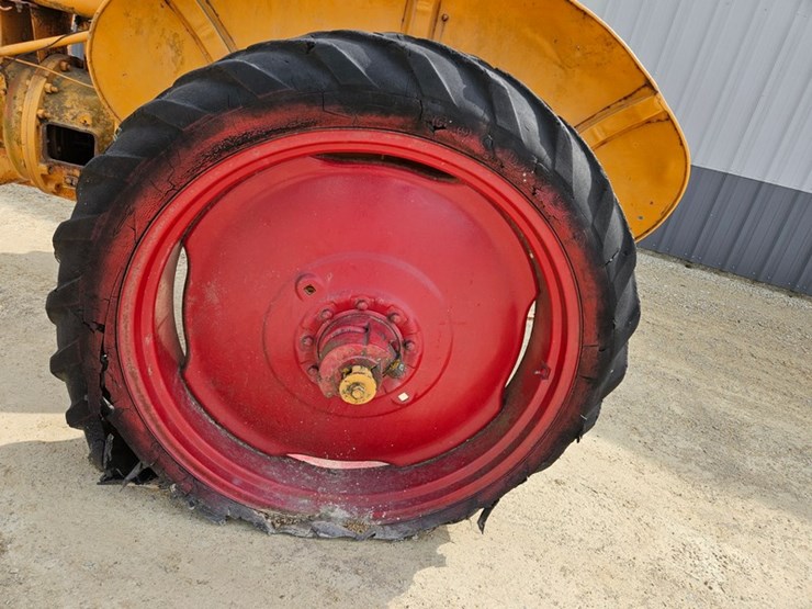 minneapolis-moline-z-image-33