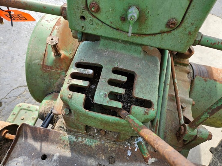 1953-john-deere-50-image-28