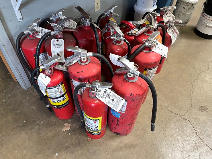 #2580-•-fire-extinguishers-(columbia-heights,-mn)-image-2