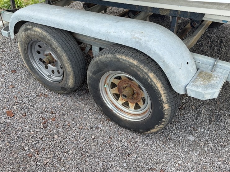 #4009-•-1979-dynamagles-21'-boat-image-5