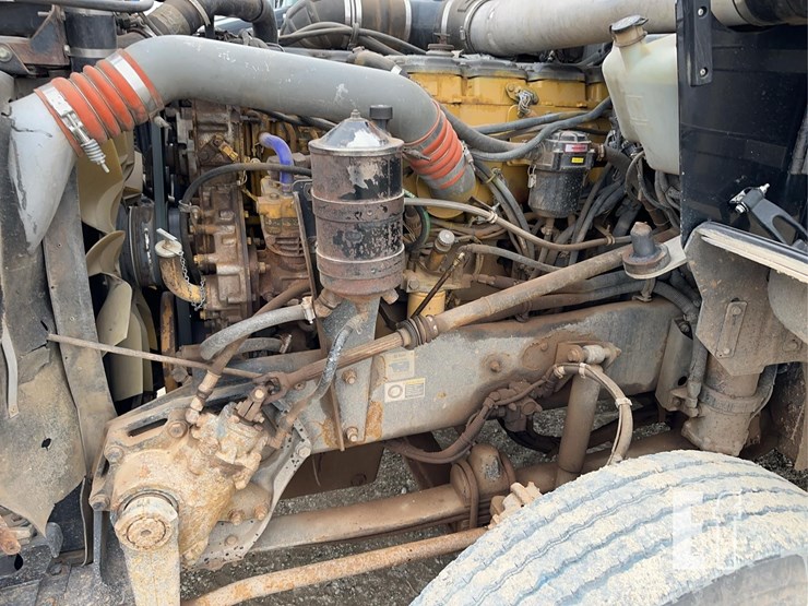 2005-kenworth-t800-image-11