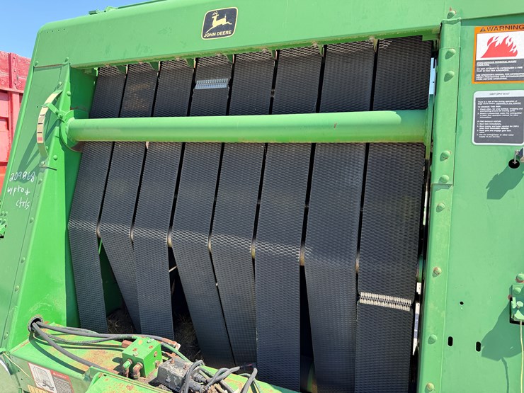 john-deere-556-image-5