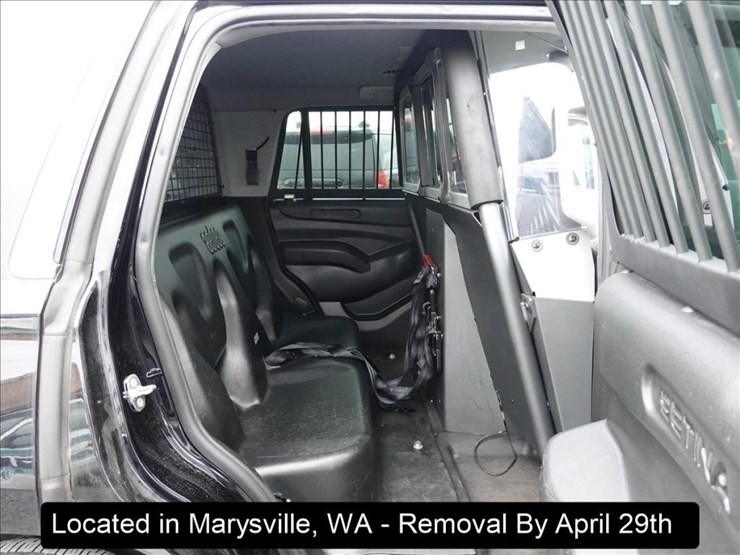 2017-chevrolet-tahoe-image-2