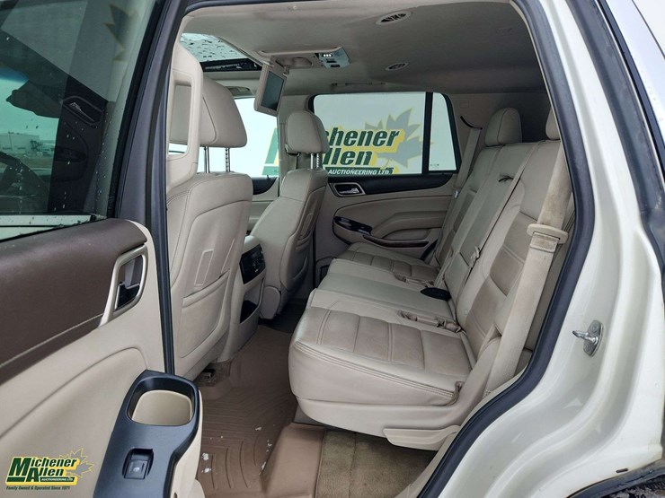 2015-gmc-yukon-denali-image-15