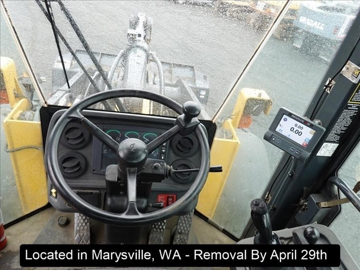 2004-deere-644j-image-13