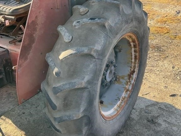 case-ih-385-image-15