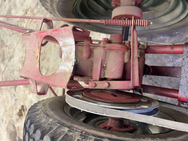 david-bradley-235-image-27