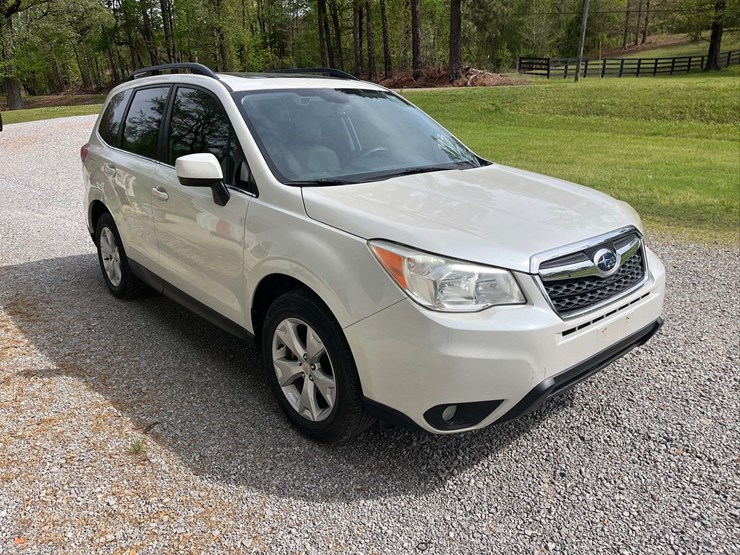2015-subaru-forester-image-14