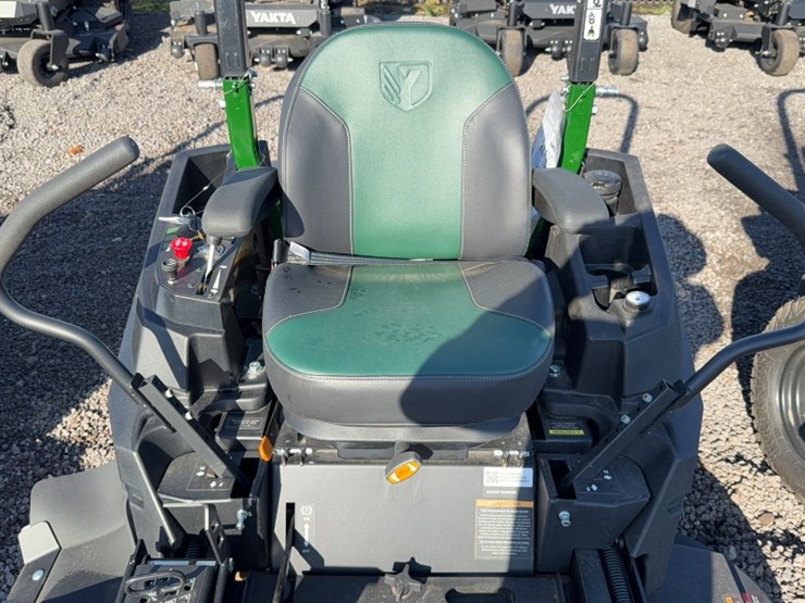 #4054-•-yakta-yxr-710-zero-turn-mower-image-6