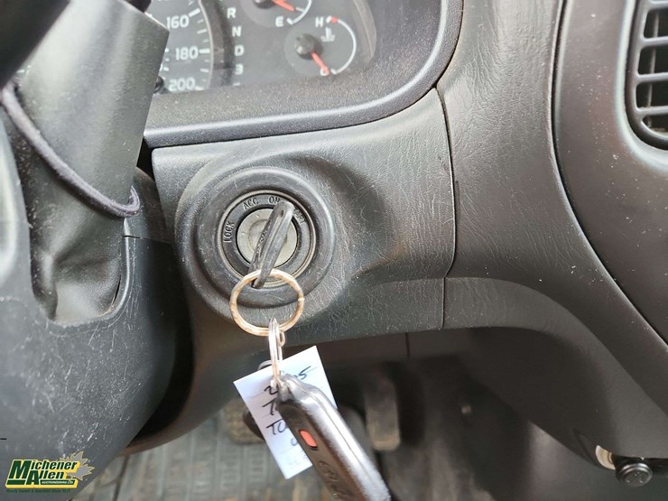 2005-toyota-tundra-image-11