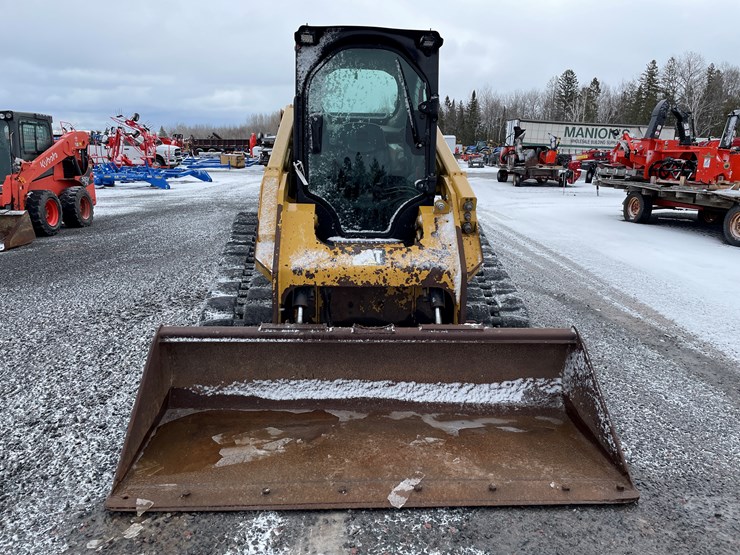 2015-caterpillar-279d-image-2