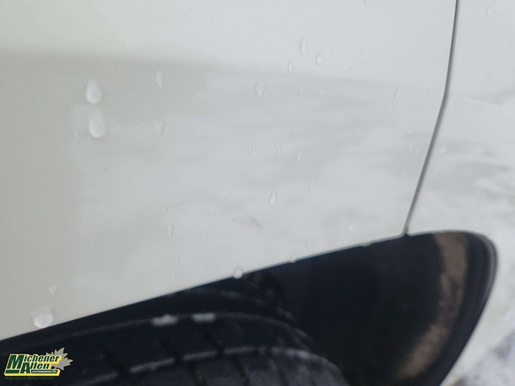 2015-gmc-yukon-denali-image-38