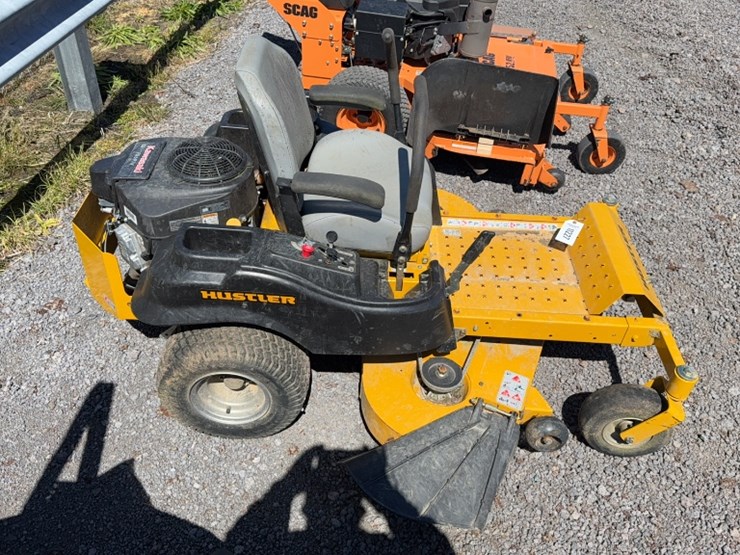 #4068-•-hustler-raptor-zero-turn-mower-image-7