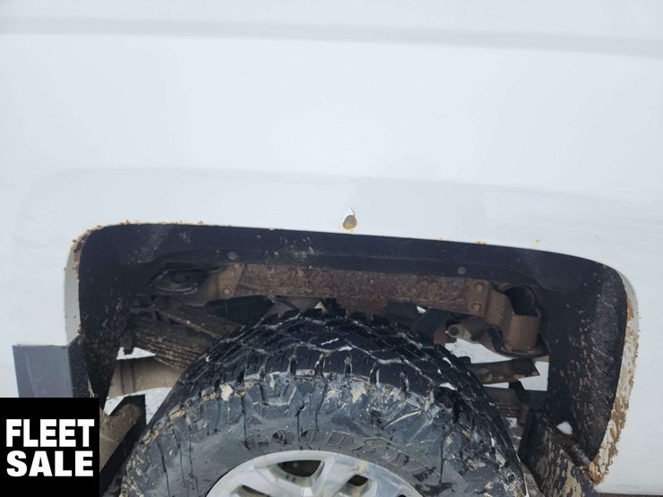 2016-chevrolet-silverado-3500hd-image-37