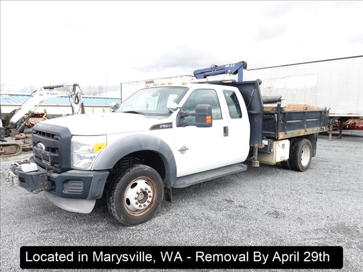 2011-ford-f550-image-1