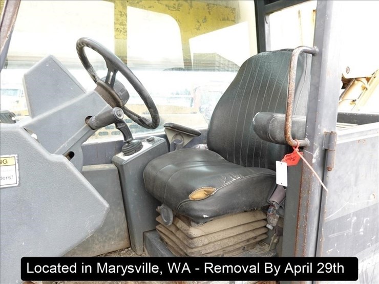 2006-gehl-dl10h44-image-11