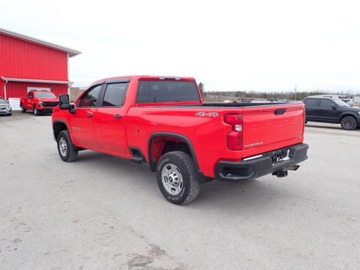 2022-chevrolet-2500hd-image-7