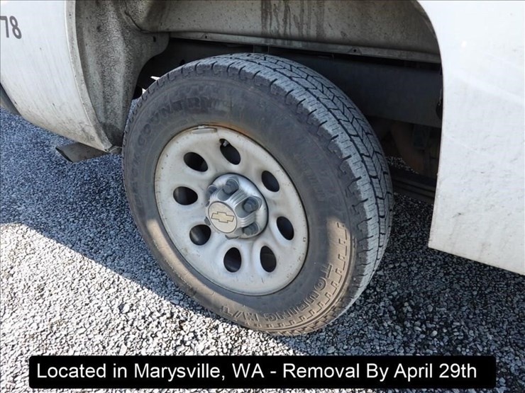 2013-chevrolet-1500-image-13