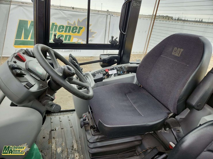 2014-caterpillar-910k-image-14