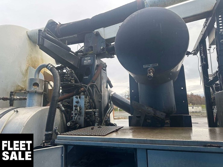 2011-international-workstar-7500-image-13