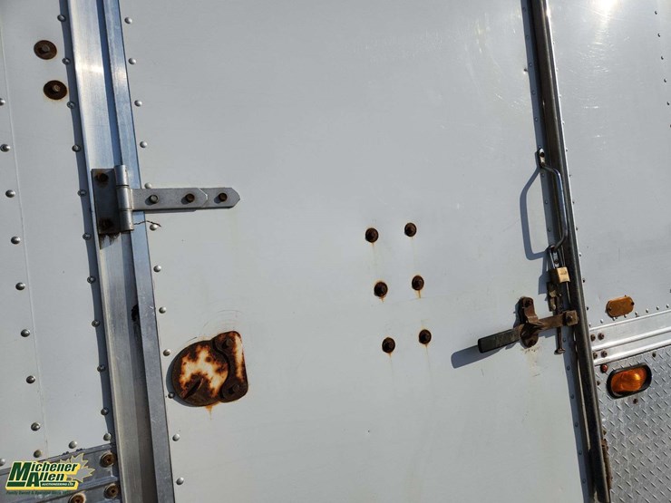 1998-mack-ch613-image-44