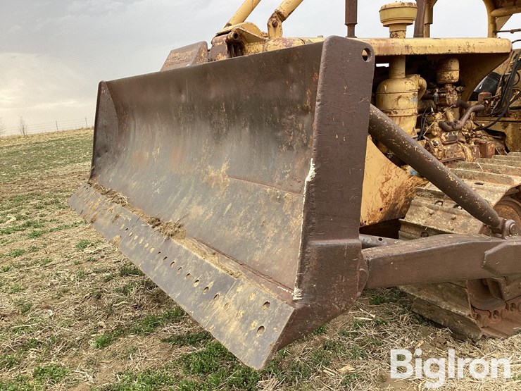 caterpillar-d8-image-16