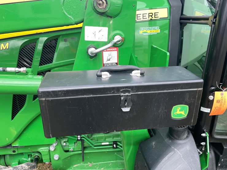 2019-john-deere-5090m-image-43