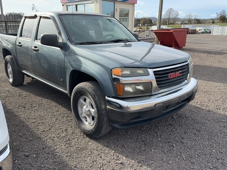 #4018-•-2006-gmc-z71-pickup-truck-image-3