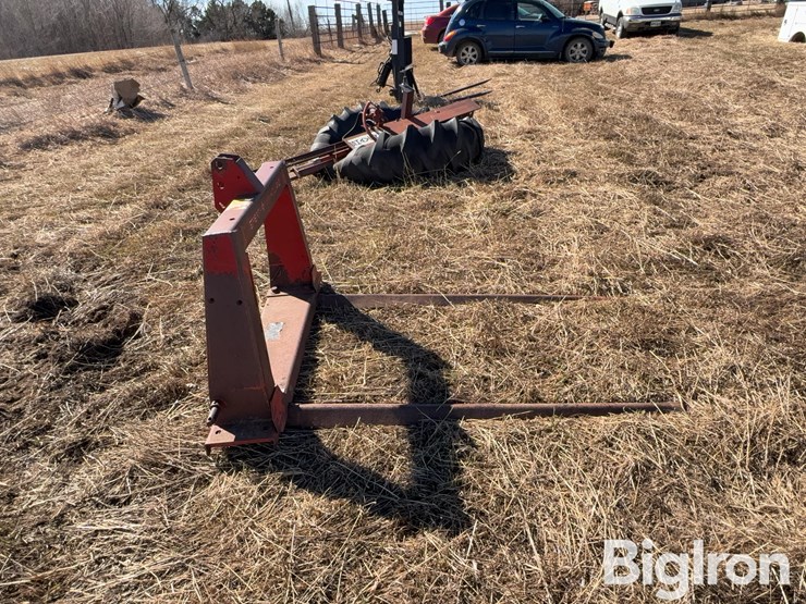 new-holland-80-image-8