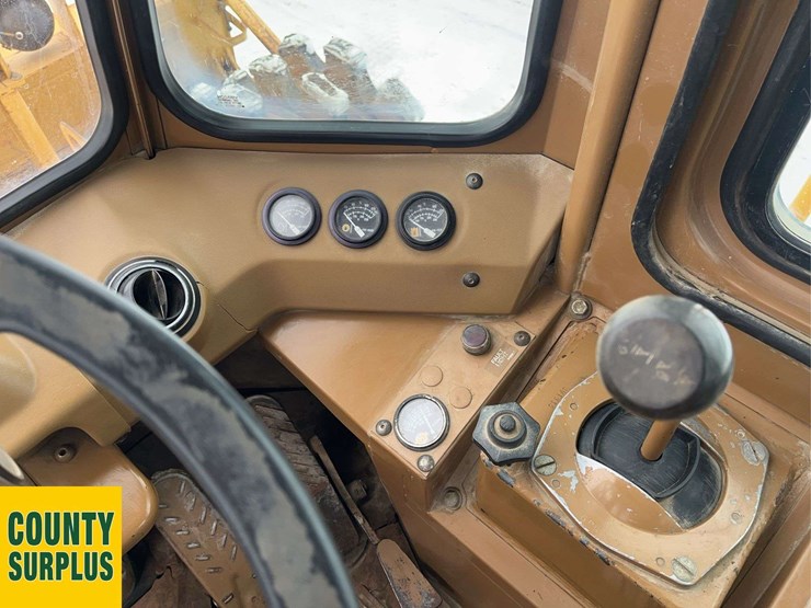 1993-caterpillar-815b-image-16