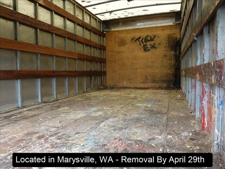 2016-isuzu-nqr-image-23