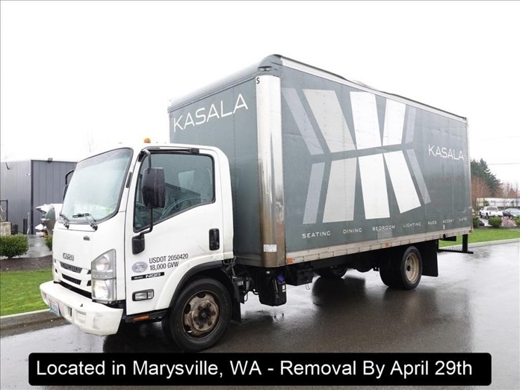 2017-isuzu-nqr-image-1