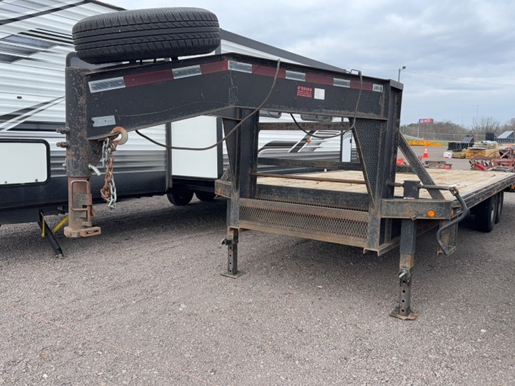 #3008-•-2013-q-quinn-25'-gooseneck-trailer-image-1