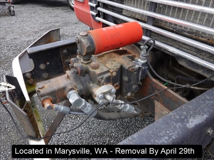 1991-ford-l9000-image-11