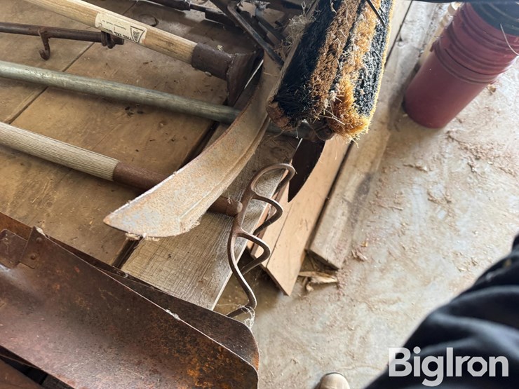 shovels-&-hand-tools-image-12