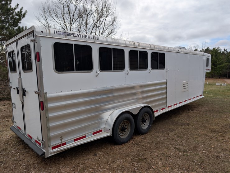 #282-•-2015-featherlite-29'-aluminum-gooseneck-horse-trailer-(wi-title)-(ridgeland,-wi)-image-9
