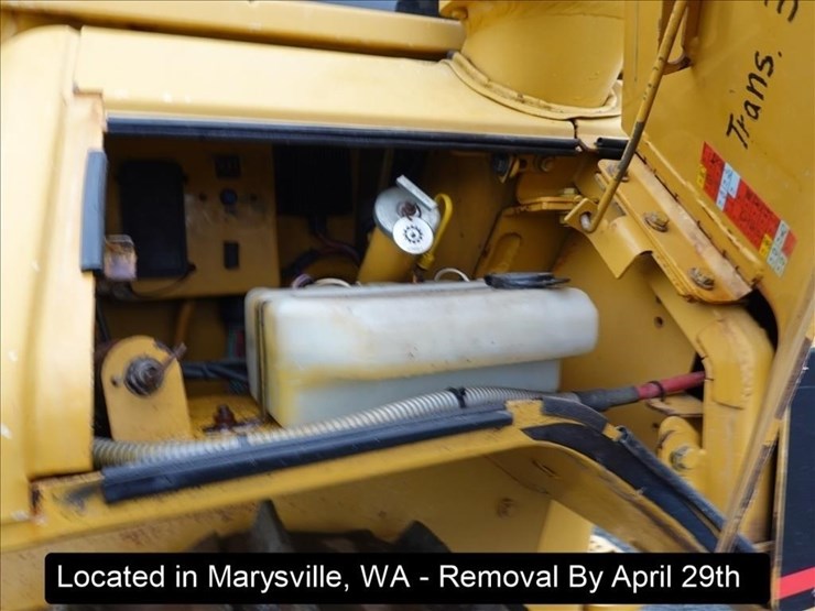 2006-caterpillar-d5n-image-10