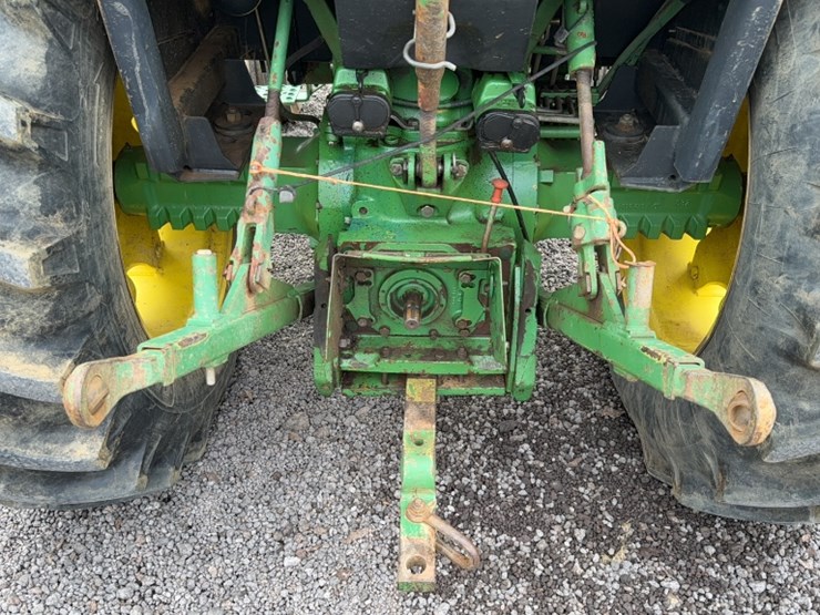 john-deere-2355-image-13