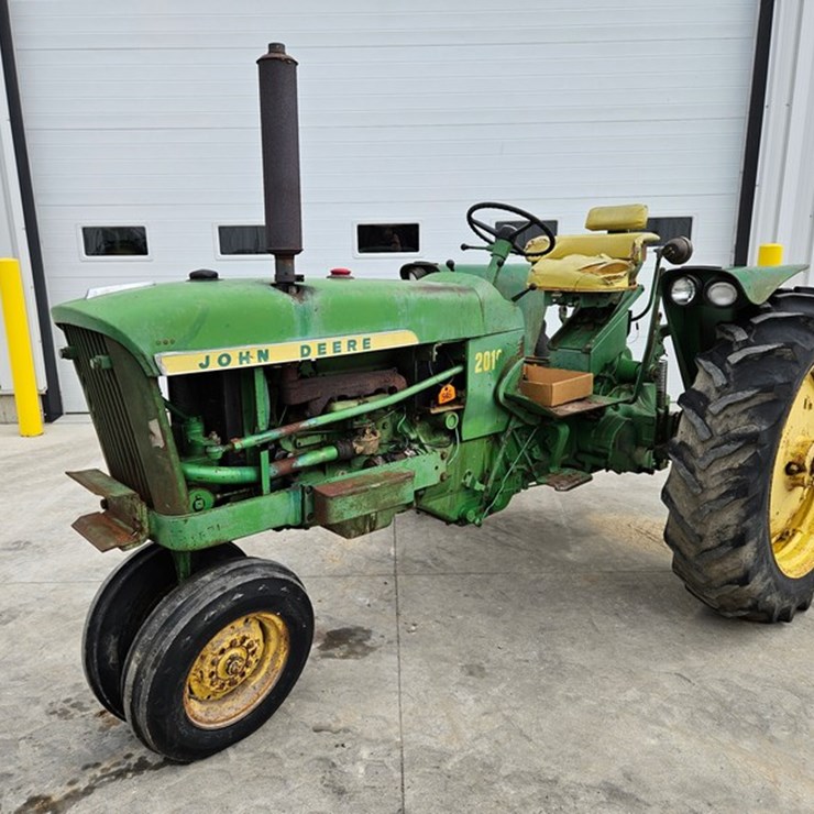 1965 JOHN DEERE 2010