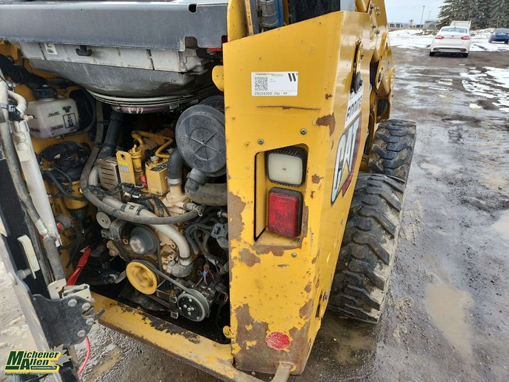 caterpillar-262d3-image-31