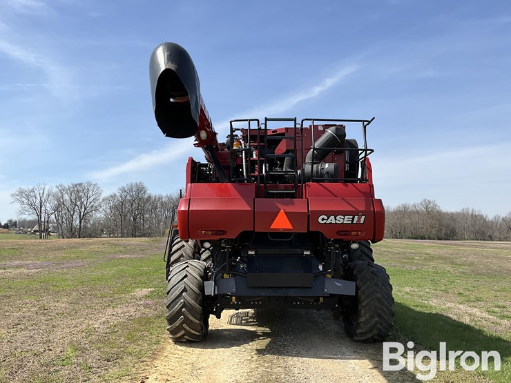 2012-case-ih-8120-image-6