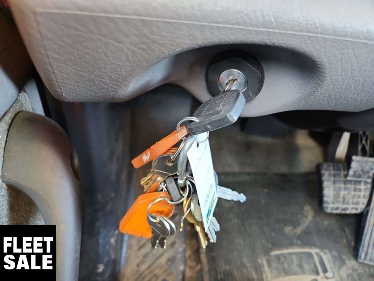 2020-freightliner-m2-106-image-12