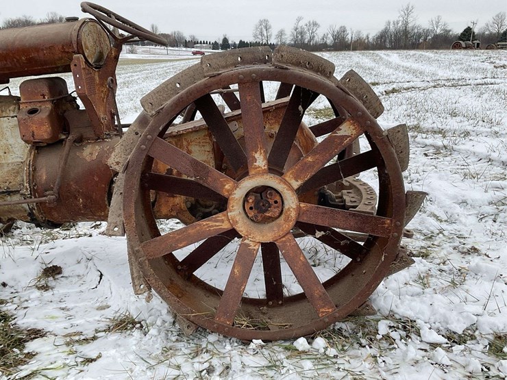 fordson-with-hamilton-rear-end-image-17