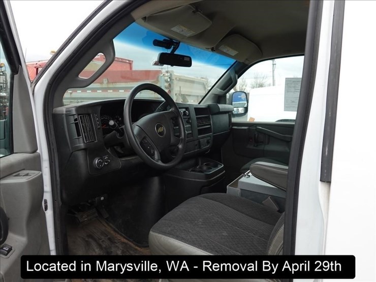 2018-chevrolet-2500-image-2