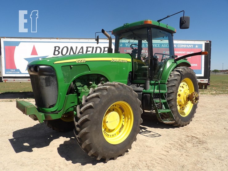 john-deere-8220-image-1
