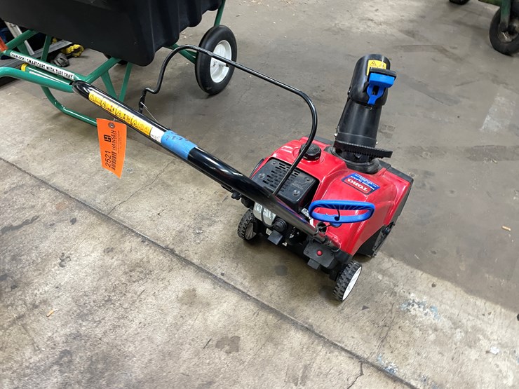 #2521-•-toro-power-clear-snowblower-(columbia-heights,-mn)-image-4